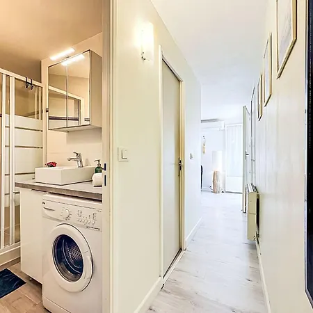 Apartment Port Royal - Corvette-5 By Interhome